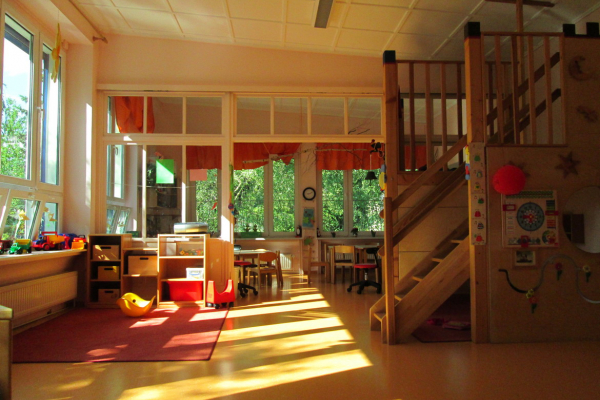 Regenbogen - Gruppenraum Kindergarten